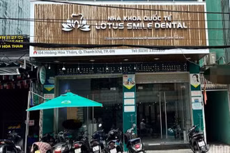 Nha khoa quốc tế Lotus Smile Dental (104 Hoàng Hoa Thám, quận Thanh Khê) vi phạm cung cấp dịch vụ khám bệnh, chữa bệnh vượt quá phạm vi chuyên môn được ghi trong giấy phép hoạt động khám bệnh chữa bệnh. (Ảnh: ANH ĐÀO)