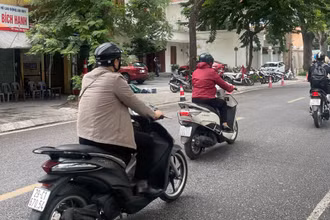 Hà Nội trời se se lạnh. Ảnh: Đ.T