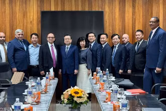 Bộ trưởng Xây dựng Nguyễn Thanh Nghị và đoàn công tác hội đàm với Bộ trưởng Xây dựng Cuba Rene Mesa Villafana và các đơn vị, doanh nghiệp xây dựng Cuba.