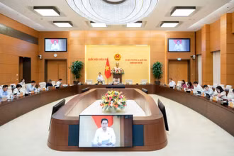 Toàn cảnh phiên họp.