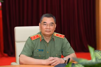 Trung tướng Tô Ân Xô, người phát ngôn Bộ Công an.