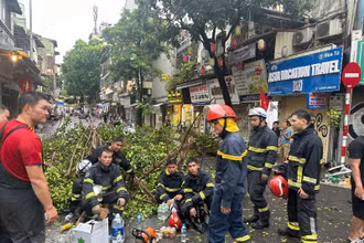 Thành phố Hà Nội, công tác cứu nạn, cứu hộ luôn sẵn sàng từ khi tâm bão chưa về.