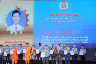 Kỹ sư Trần Việt Hưng tại Lễ trao tặng Giải thưởng Nguyễn Đức Cảnh năm 2023.