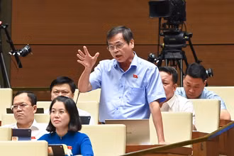 Đại biểu Trần Hữu Hậu (đoàn Tây Ninh). Ảnh: Duy Linh
