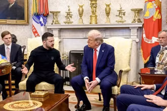 [Video] Nhà Trắng xem xét đảo chiều chính sách viện trợ Ukraine