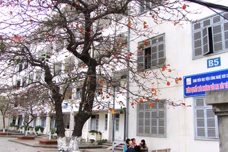 Khuôn viên ký túc xá Học viện Công nghệ Bưu chính Viễn thông. Ảnh: PTIT