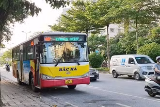 Từ ngày 1/8/2022, ba đơn vị sẽ thay thế Công ty TNHH Bắc Hà để vận hành năm tuyến buýt trên địa bàn Hà Nội.