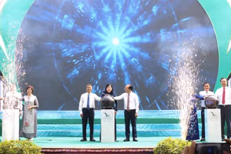 Lãnh đạo tỉnh Thái Nguyên khai mạc mùa du lịch 2024.