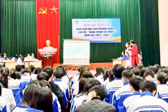 Học sinh Trường phổ thông vùng cao Việt Bắc được tham gia nhiều chương trình ngoại khóa.