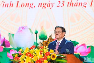 Thủ tướng Phạm Minh Chính đọc diễn văn tại buổi lễ. (Ảnh: BÁ DŨNG)