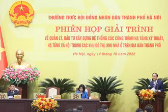 Quang cảnh phiên giải trình.