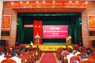 Quang cảnh buổi khai mạc Hội thi Báo cáo viên năm 2024 Vùng 2 Hải quân.
