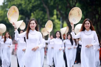Hà Nội tiếp tục đẩy mạnh xây dựng nếp sống thanh lịch, văn minh.