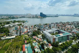 Nên mở rộng cho người thuộc diện đóng thuế thu nhập cá nhân ở mức thấp cũng được mua nhà ở xã hội.