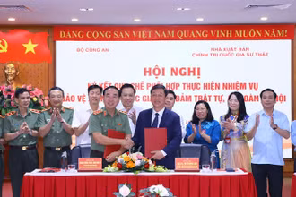 Quang cảnh buổi lễ ký kết Quy chế phối hợp.