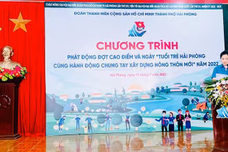 Bí thư Thành Đoàn Hải Phòng Vương Toàn Thu Thủy phát động chương trình “Tuổi trẻ Hải Phòng cùng hành động chung tay xây dựng nông thôn mới” sáng 17/7.