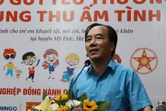 Ông Ngô Sách Thực, Chủ tịch Hội Cứu trợ trẻ em tàn tật Việt Nam phát biểu tại Chương trình.