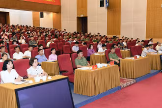 Các đại biểu tham dự hội nghị.