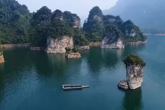 Cọc Vài-Điểm tham quan hút khách du lịch lòng hồ thủy điện Tuyên Quang.