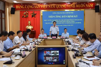 Các đại biểu dự tại điểm trụ sở Ủy ban nhân dân tỉnh Tuyên Quang.