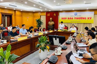Quang cảnh buổi họp báo.
