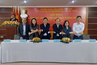 Các đơn vị Khối thi đua các bộ, ngành khoa học-văn hóa-xã hội ký kết giao ước thi đua năm 2023.
