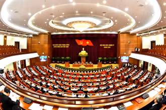 Quang cảnh Hội nghị Trung ương giữa nhiệm kỳ khóa XIII.