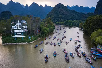 Đổi mới hình thức bán vé trong lễ hội Chùa Hương năm 2023