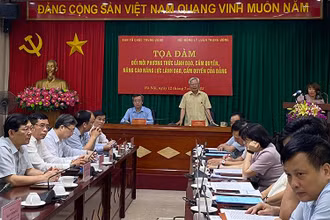 Quang cảnh buổi tọa đàm.