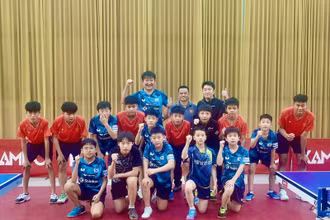 Các tay vợt trẻ Hàn Quốc và Việt Nam đã có buổi tập đầu tiên tại Khu liên hợp thể thao quốc gia Mỹ Đình.