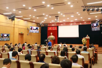 Quang cảnh hội nghị.