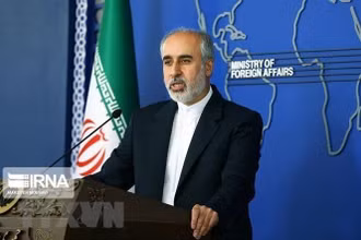 Người phát ngôn Bộ Ngoại giao Iran Nasser Kanaani trong cuộc họp báo ở Tehran. (Ảnh: IRNA/TTXVN)
