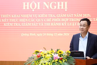 Bí thư Tỉnh ủy Quảng Bình Lê Ngọc Quang phát biểu kết luận hội nghị. (Ảnh: baoquangbinh.vn)
