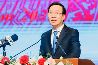 Đồng chí Võ Văn Thưởng, Ủy viên Bộ Chính trị, Thường trực Ban Bí thư Trung ương Đảng phát biểu tại hội nghị.