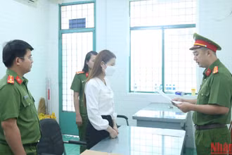Đối tượng Vương Thị Hiền bị khởi tố và bắt tạm giam.