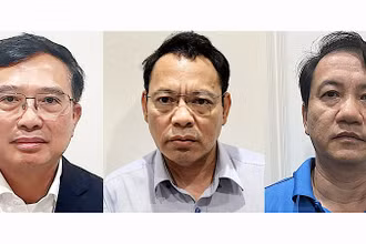 Ông Hoàng Quốc Vượng, ông Nguyễn Danh Sơn và ông Phương Hoàng Kim. (Ảnh: Bộ Công an)