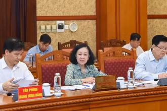 Thường trực Ban Bí thư, Trưởng ban Tổ chức Trung ương Trương Thị Mai chủ trì hội nghị giao ban.
