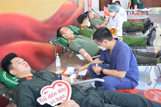 Qua ngày hội đã thu gần 150 đơn vị máu.