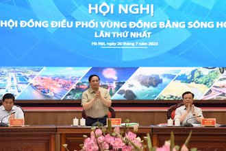 Thủ tướng Phạm Minh Chính dự và phát biểu chỉ đạo hội nghị. (Ảnh: TRẦN HẢI)