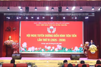 Quang cảnh hội nghị.