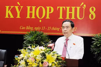 Đồng chí Trần Thanh Mẫn phát biểu ý kiến tại kỳ họp thứ 8, HĐND tỉnh Cao Bằng nhiệm kỳ 2021-2026.