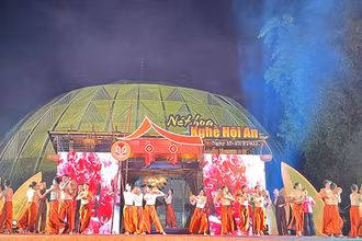 Chương trình nghệ thuật tại đêm khai mạc “Nét hoa nghề Hội An”