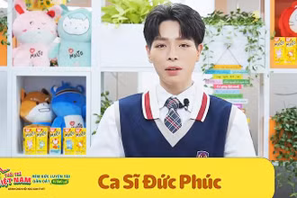 Ca sĩ Đức Phúc trong vai trò đại sứ Chương trình “Tuổi trẻ Việt Nam – Rèn đức luyện tài, dẫn dắt tương lai”. 