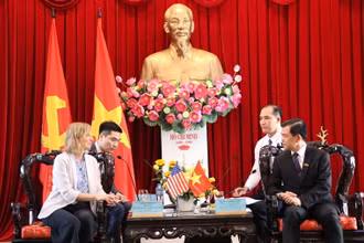 Bí thư Tỉnh ủy Đồng Nai Nguyễn Hồng Lĩnh chủ trì tiếp bà Susan Buns, Tổng Lãnh sự Hoa Kỳ tại Thành phố Hồ Chí Minh.