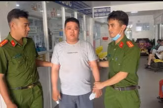 Nghi can Trần Văn Quốc bị bắt giữ sau 1 giờ gây án.