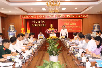 Quang cảnh buổi làm việc Đoàn kiểm tra số 5 của Bộ Chính trị với Ban Thường vụ Tỉnh ủy Đồng Nai.