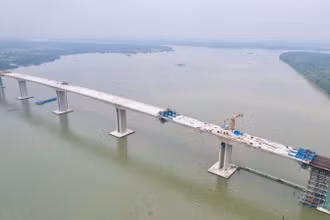 Cầu Nhơn Trạch trên tuyến đường Vành đai 3, nối giữa tỉnh Đồng Nai và Thành phố Hồ Chí Minh.