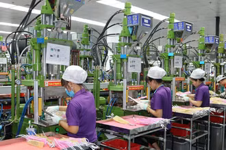 Các doanh nghiệp FDI ở Nghệ An thu hút ngày một nhiều lao động chất lượng cao.