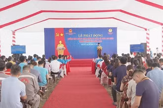 Toàn cảnh buổi lễ phát động.