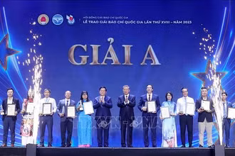 Lễ trao Giải Báo chí Quốc gia lần thứ XVIII-2023 vừa diễn ra vào tối 21/6.